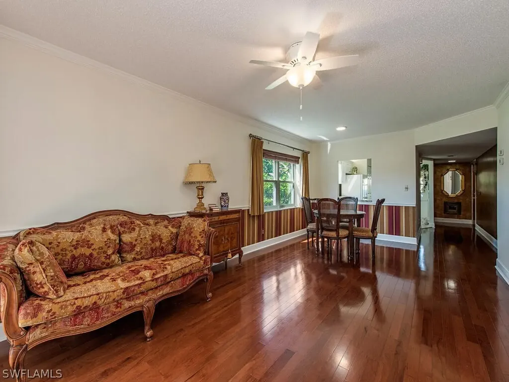 1055 Forest Lakes Drive Naples FL 34105