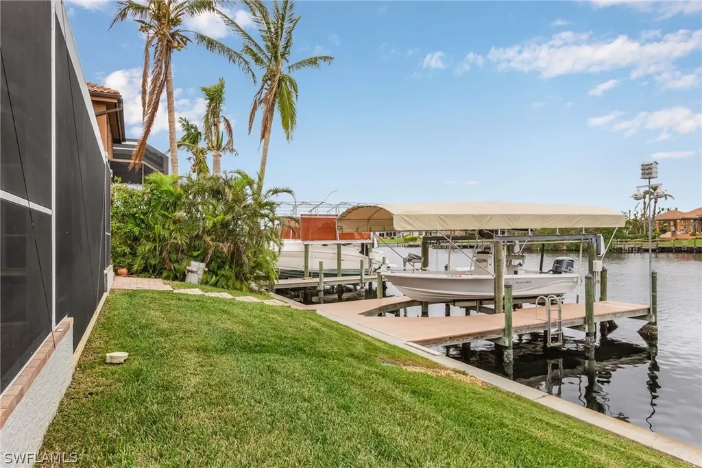 2625 SW 52nd Street Cape Coral FL 33914
