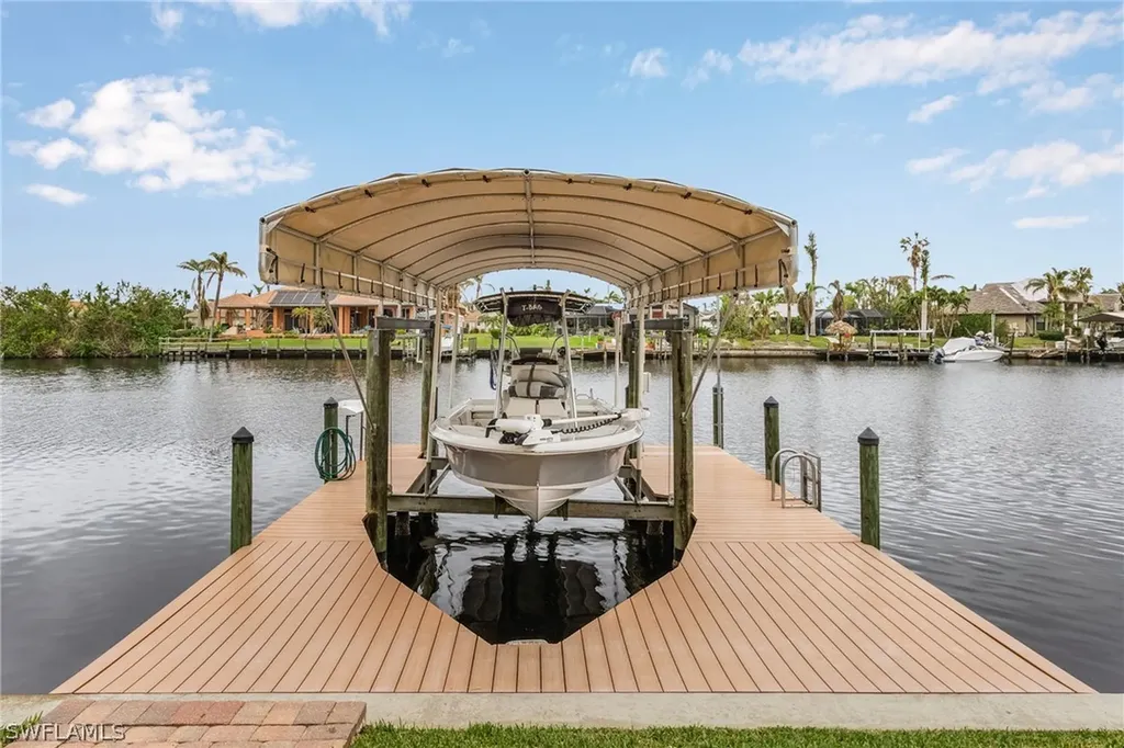 2625 SW 52nd Street Cape Coral FL 33914