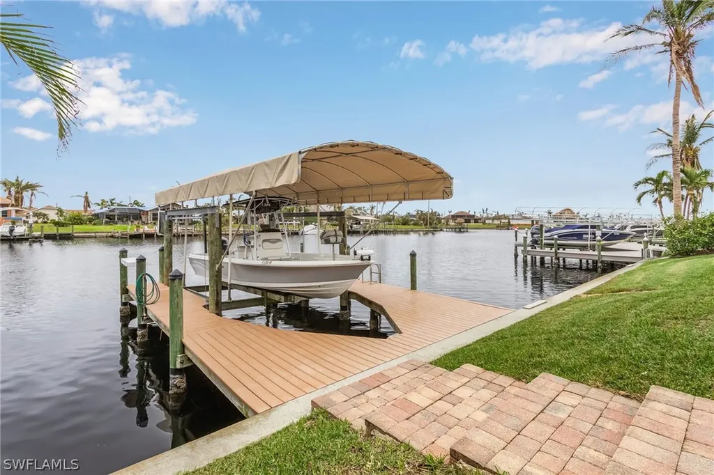 2625 SW 52nd Street Cape Coral FL 33914