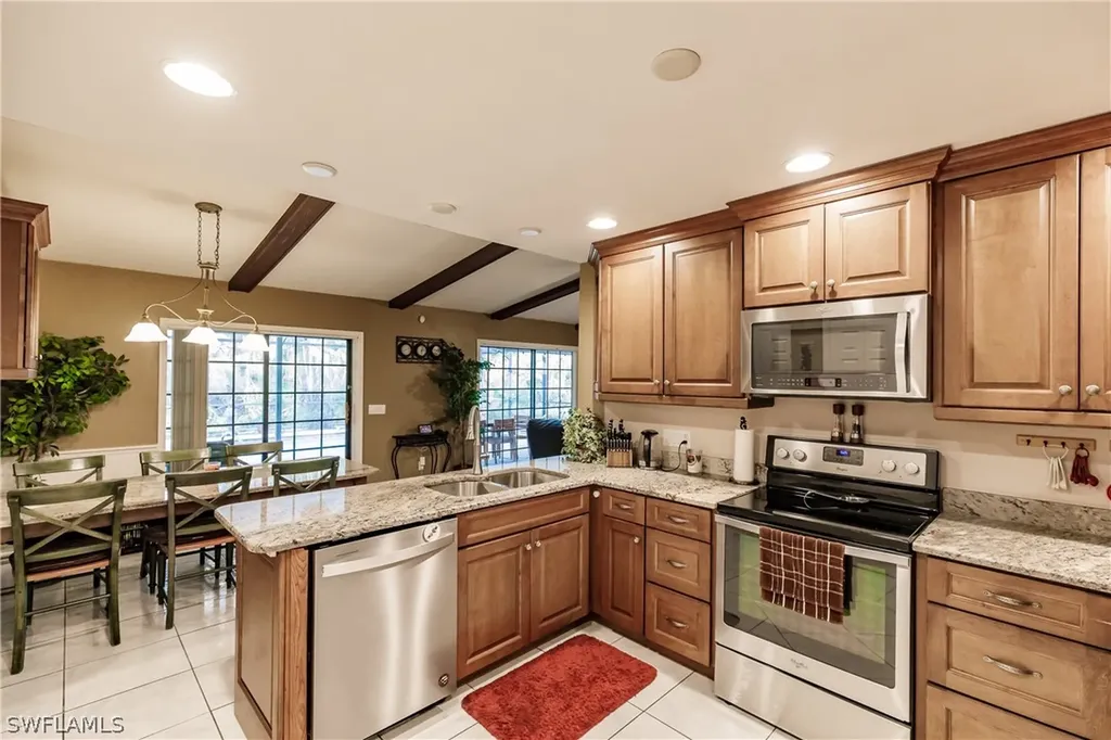 601 SE 35th Terrace Cape Coral FL 33904