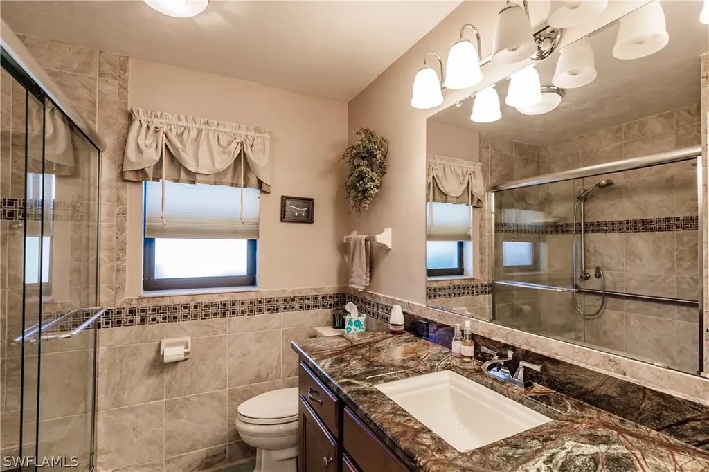601 SE 35th Terrace Cape Coral FL 33904