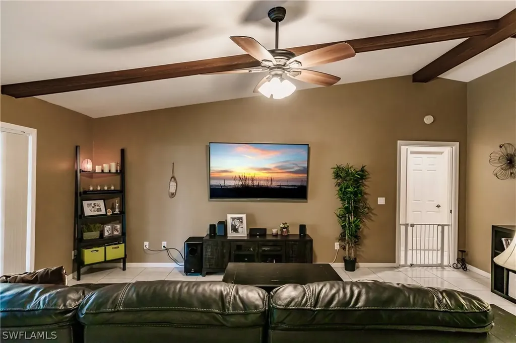 601 SE 35th Terrace Cape Coral FL 33904