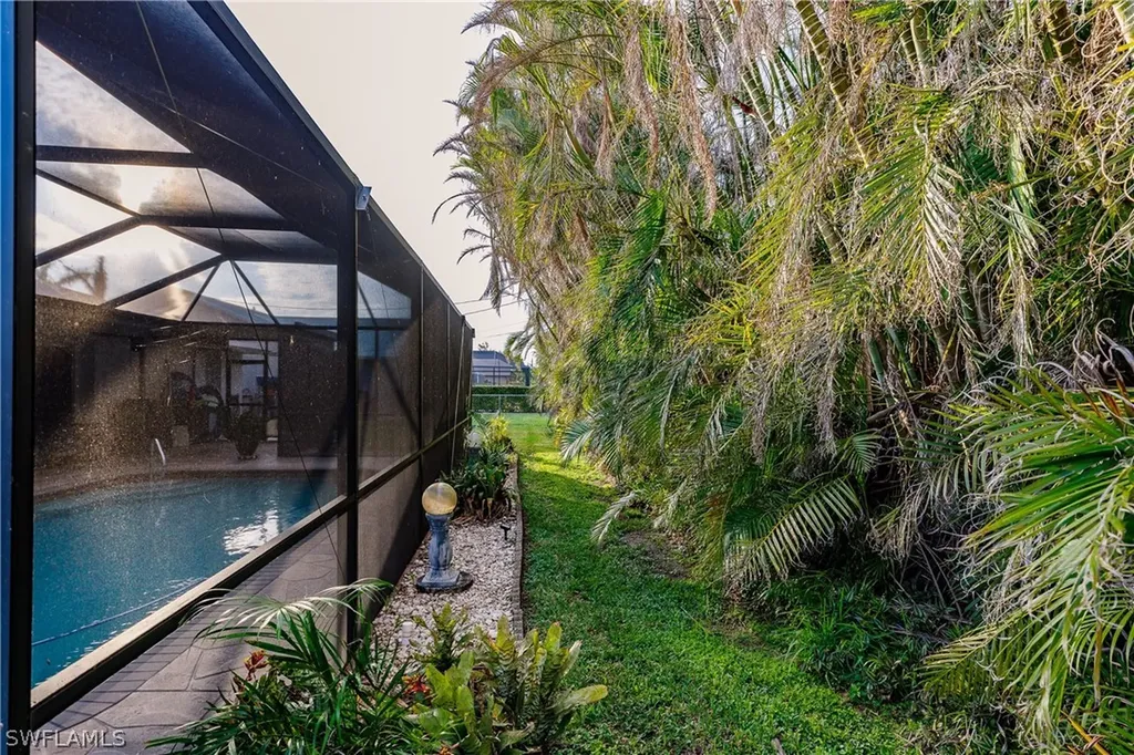 601 SE 35th Terrace Cape Coral FL 33904