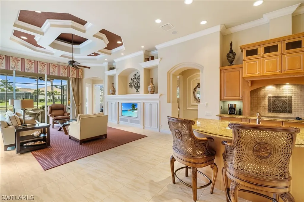 7511 Hogan Court Naples FL 34113