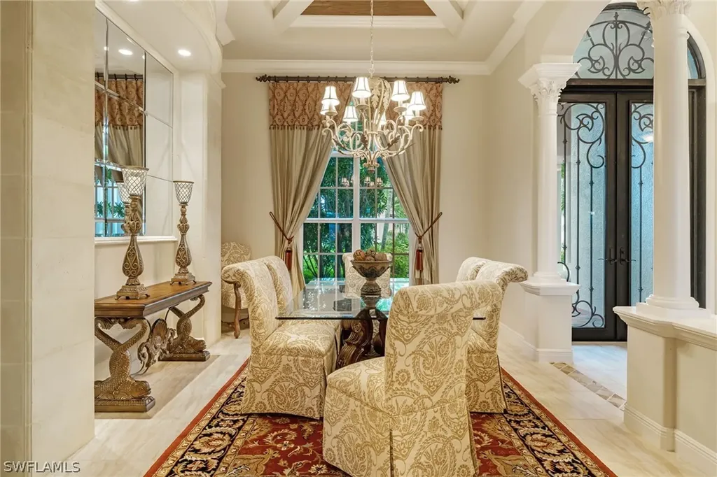 7511 Hogan Court Naples FL 34113