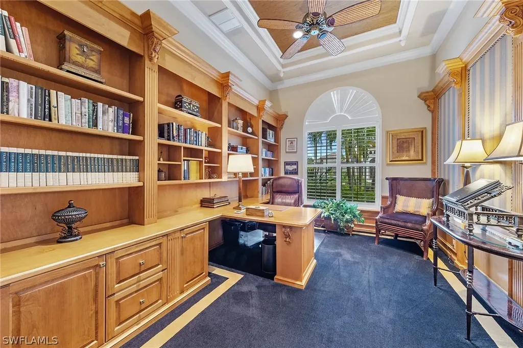 7511 Hogan Court Naples FL 34113