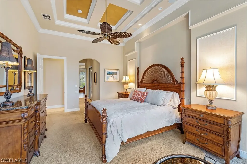 7511 Hogan Court Naples FL 34113