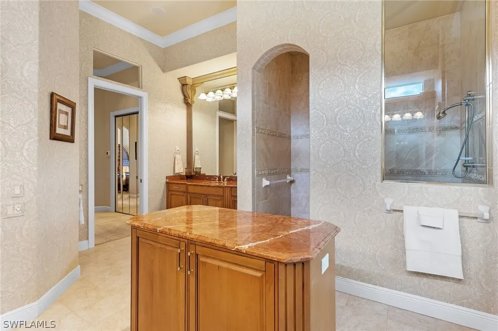 7511 Hogan Court Naples FL 34113