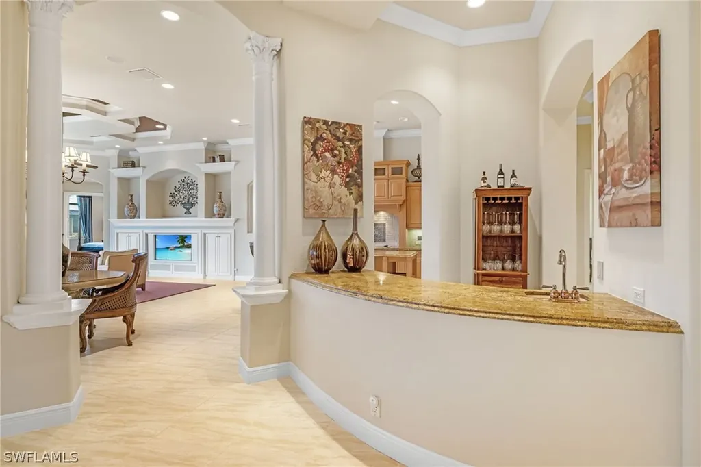 7511 Hogan Court Naples FL 34113