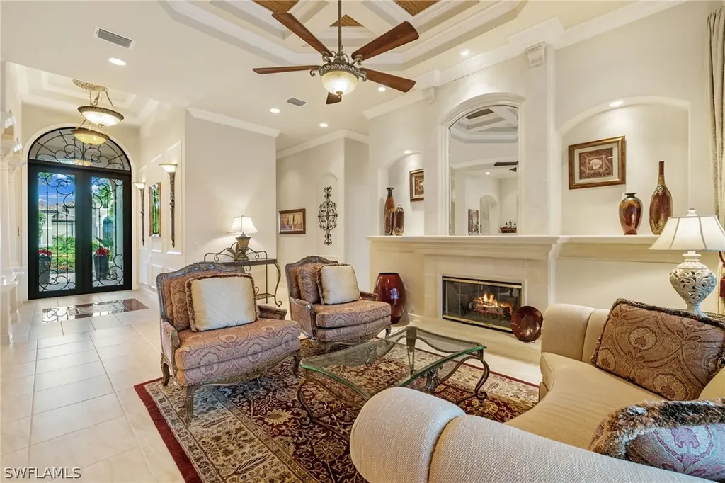 7511 Hogan Court Naples FL 34113