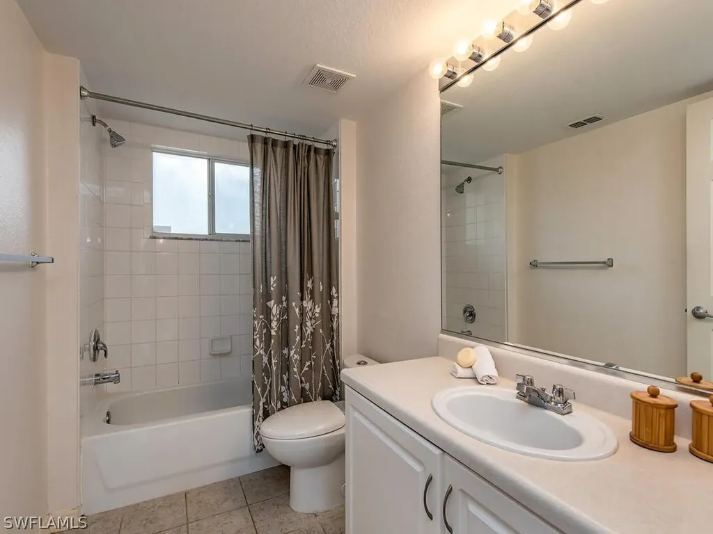 8288 Key Royal Lane Naples FL 34119