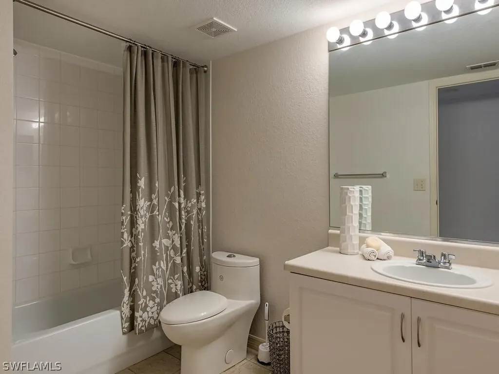 8288 Key Royal Lane Naples FL 34119