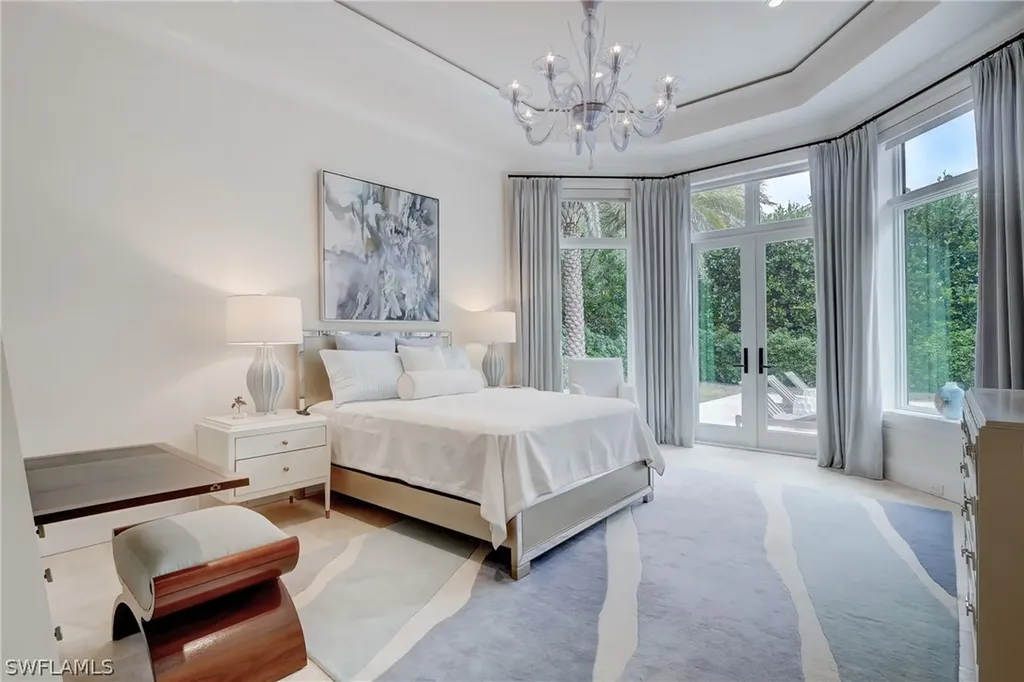 1800 Tiller Terrace Naples FL 34102