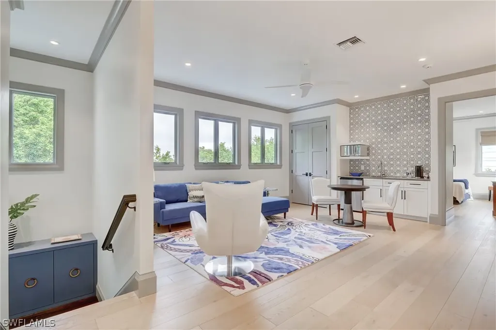1800 Tiller Terrace Naples FL 34102