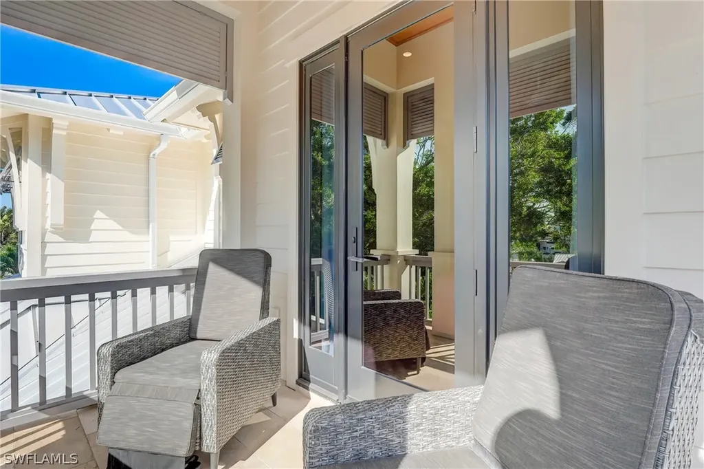 1800 Tiller Terrace Naples FL 34102