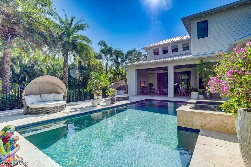 1800 Tiller Terrace Naples FL 34102