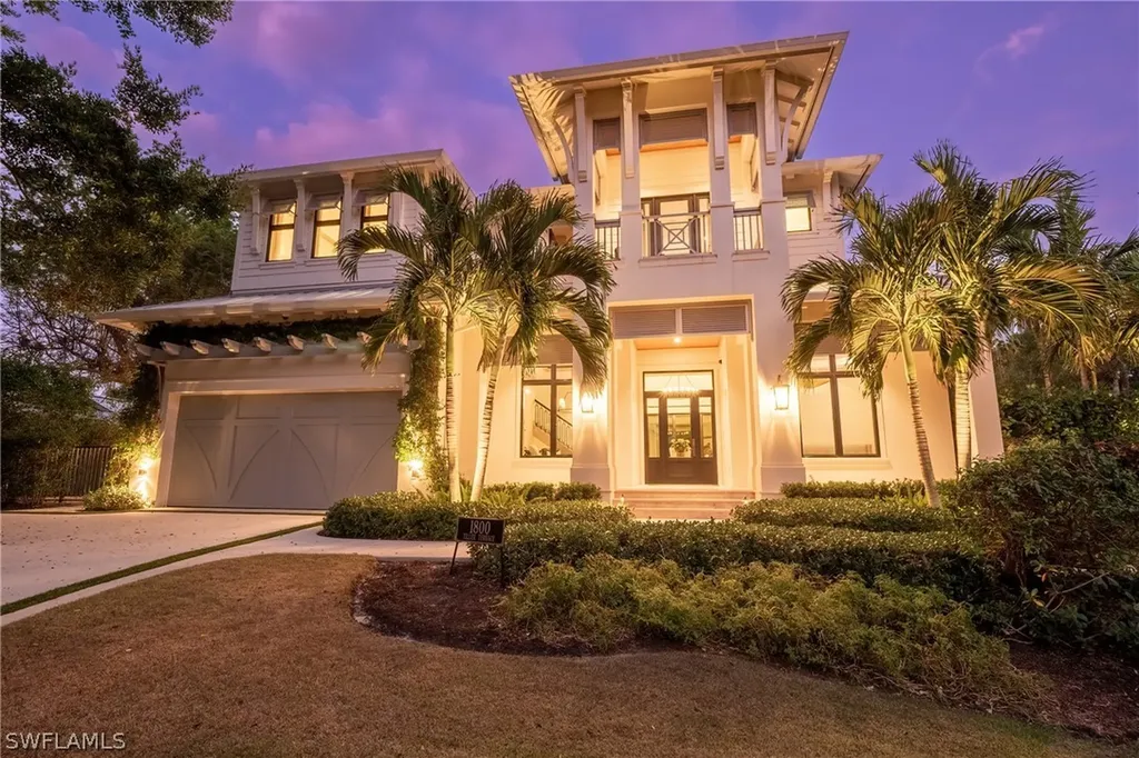 1800 Tiller Terrace Naples FL 34102