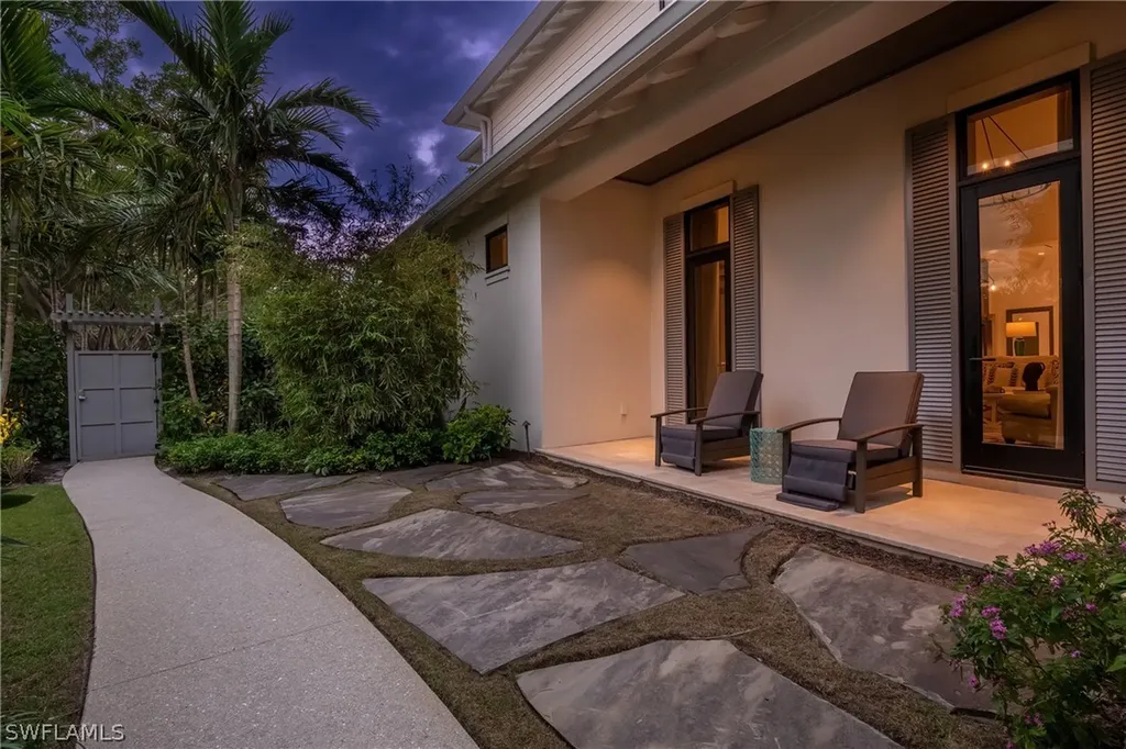 1800 Tiller Terrace Naples FL 34102