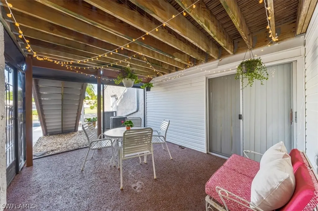 452 Bristle Cone Lane Naples FL 34113