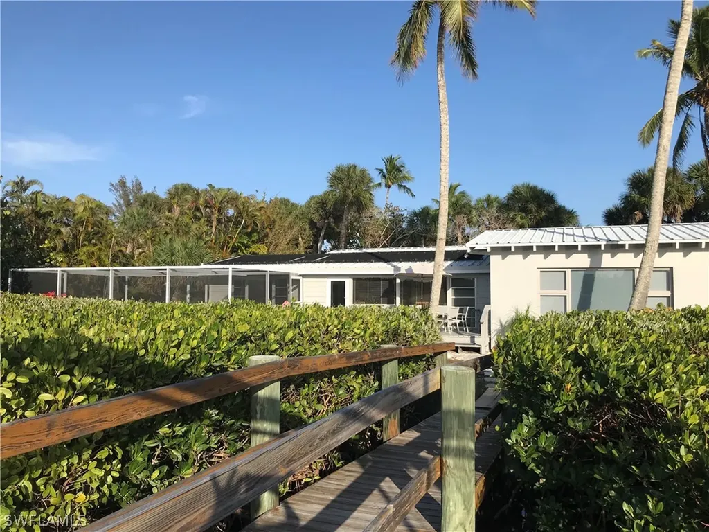 2643 Coconut Drive Sanibel FL 33957