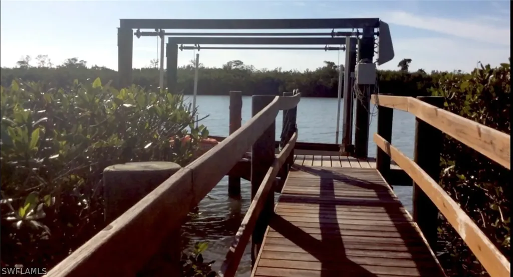2643 Coconut Drive Sanibel FL 33957