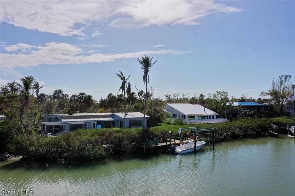 2643 Coconut Drive Sanibel FL 33957