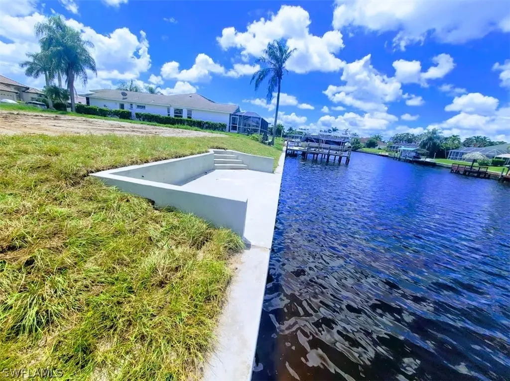 2031 SE 21st Street Cape Coral FL 33990