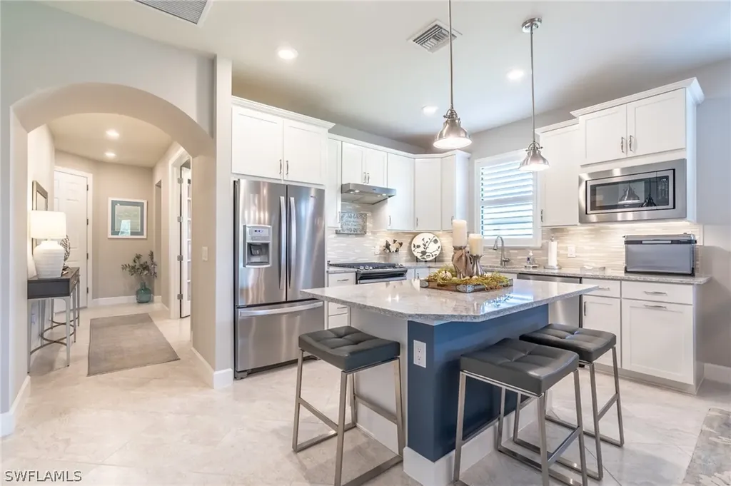 7770 Jacaranda Lane Naples FL 34114