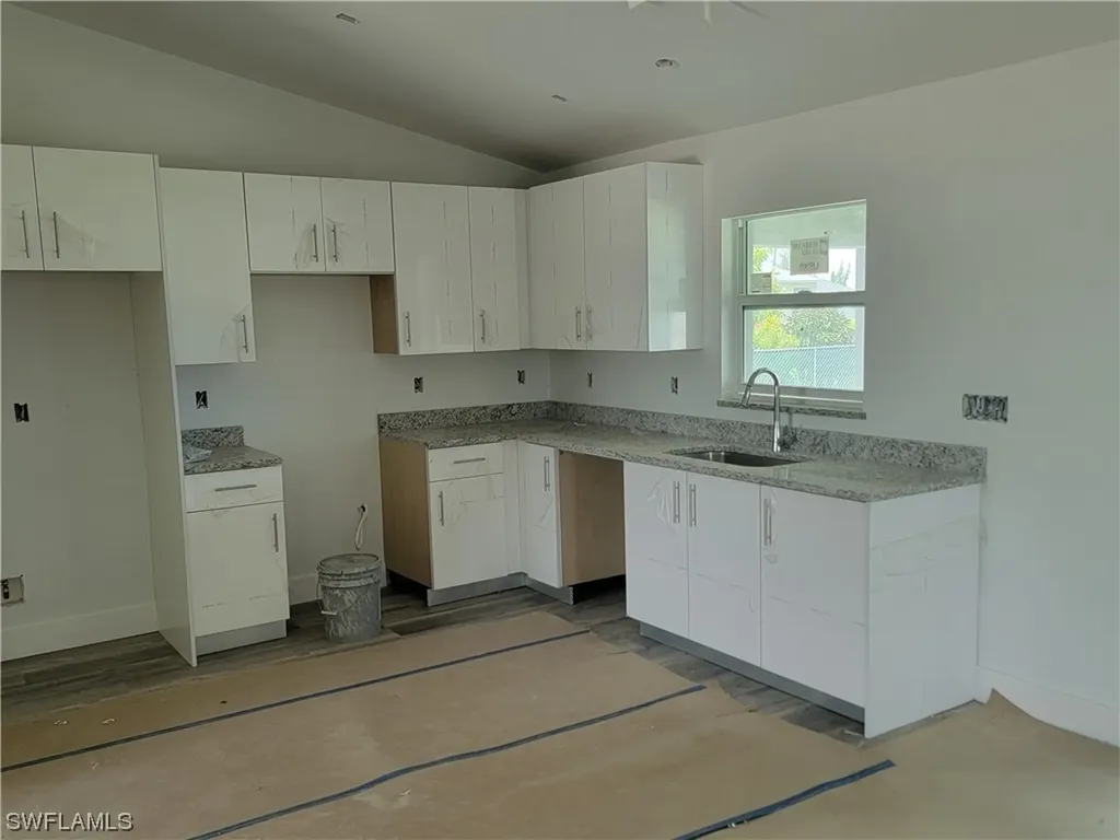 1915 NW 22nd Avenue Cape Coral FL 33993