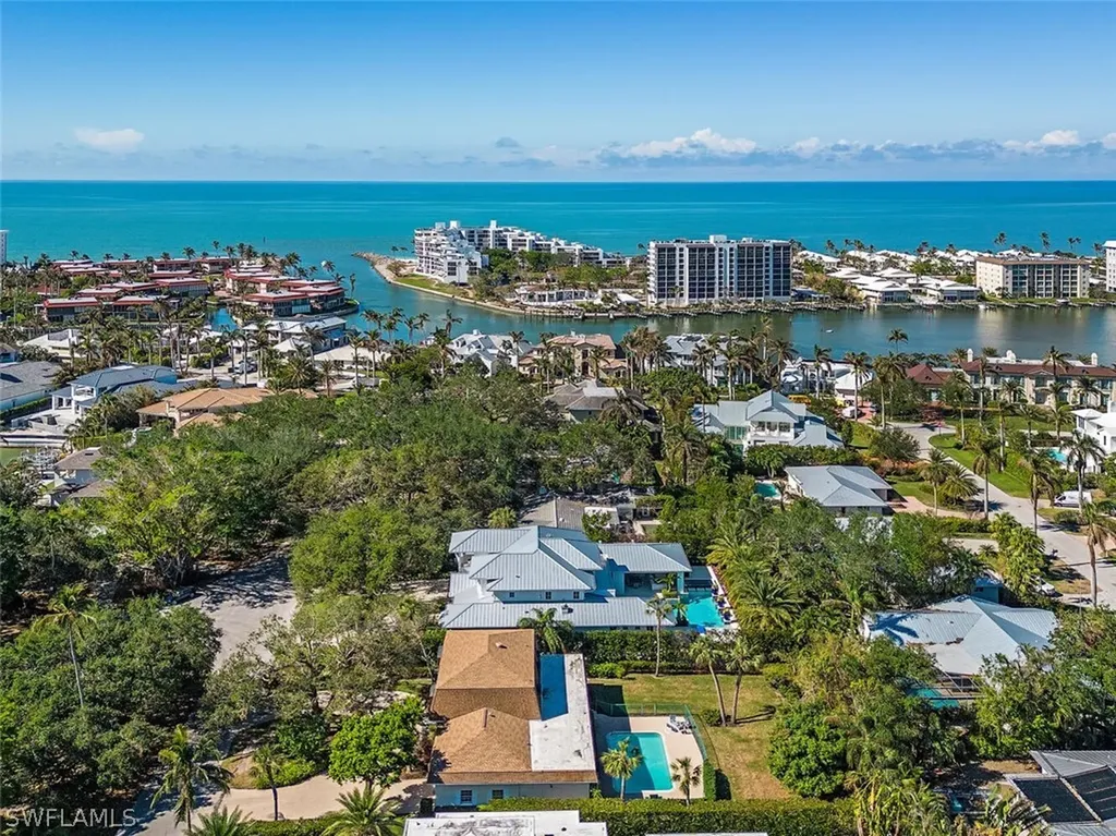 375 Bow Line Drive Naples FL 34103