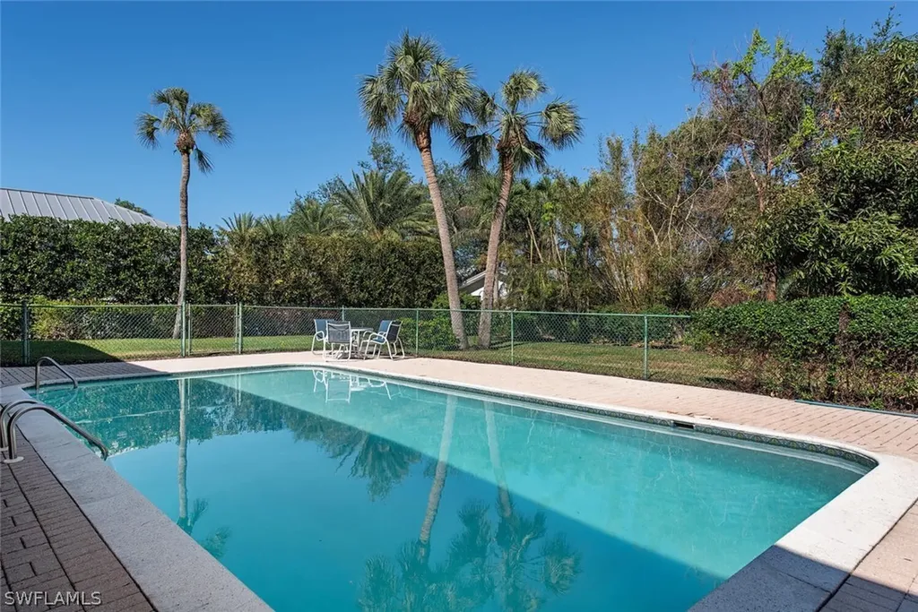 375 Bow Line Drive Naples FL 34103