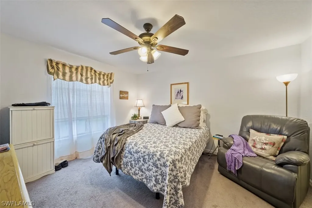9650 Victoria Lane Naples FL 34109