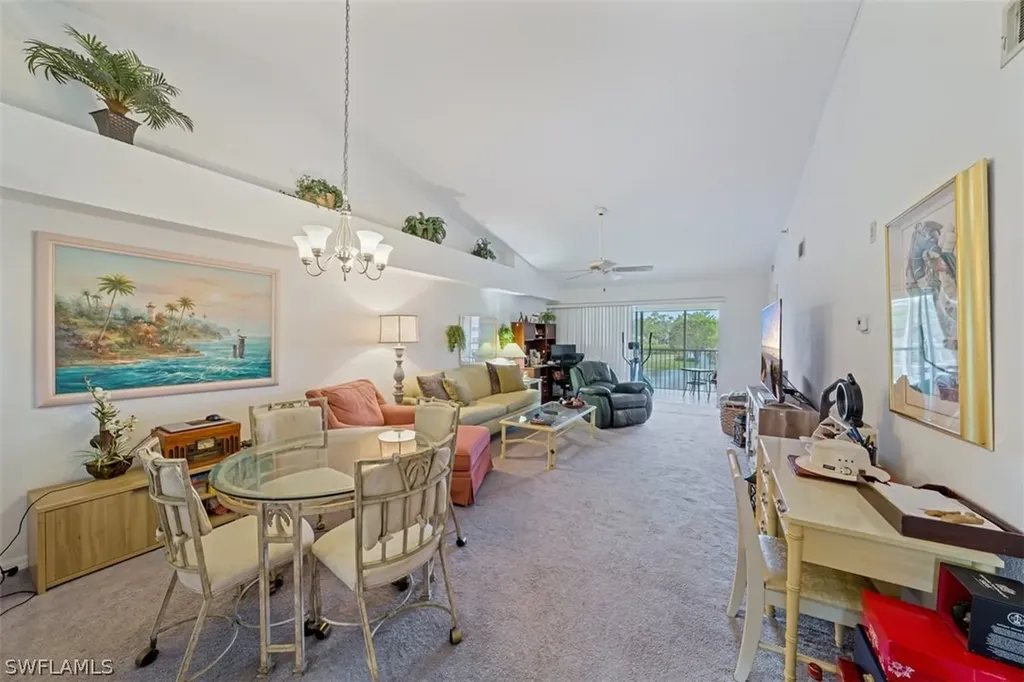 9650 Victoria Lane Naples FL 34109