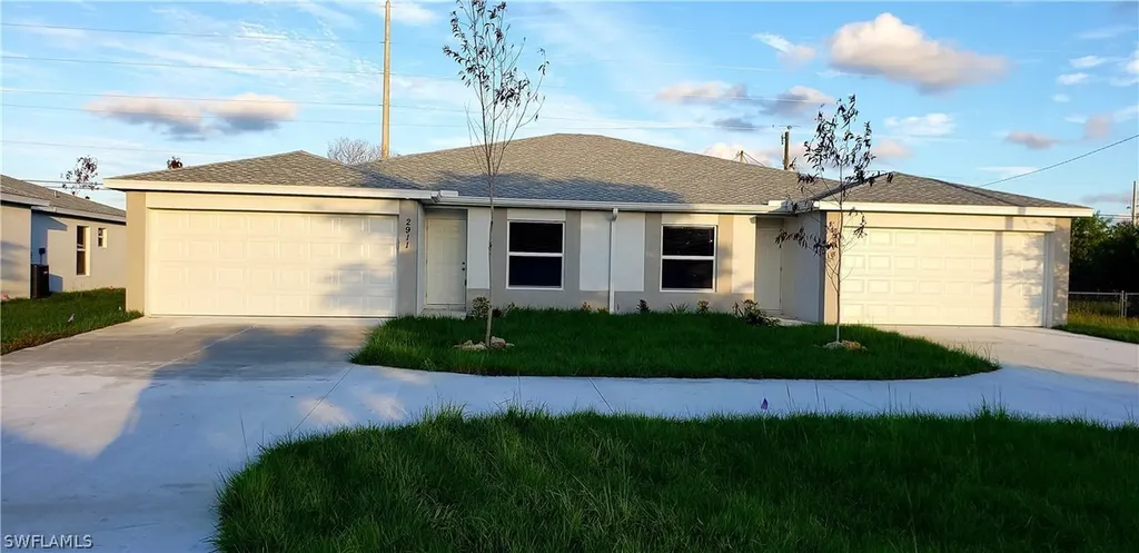 2913 SW Santa Barbara Place Cape Coral FL 33914
