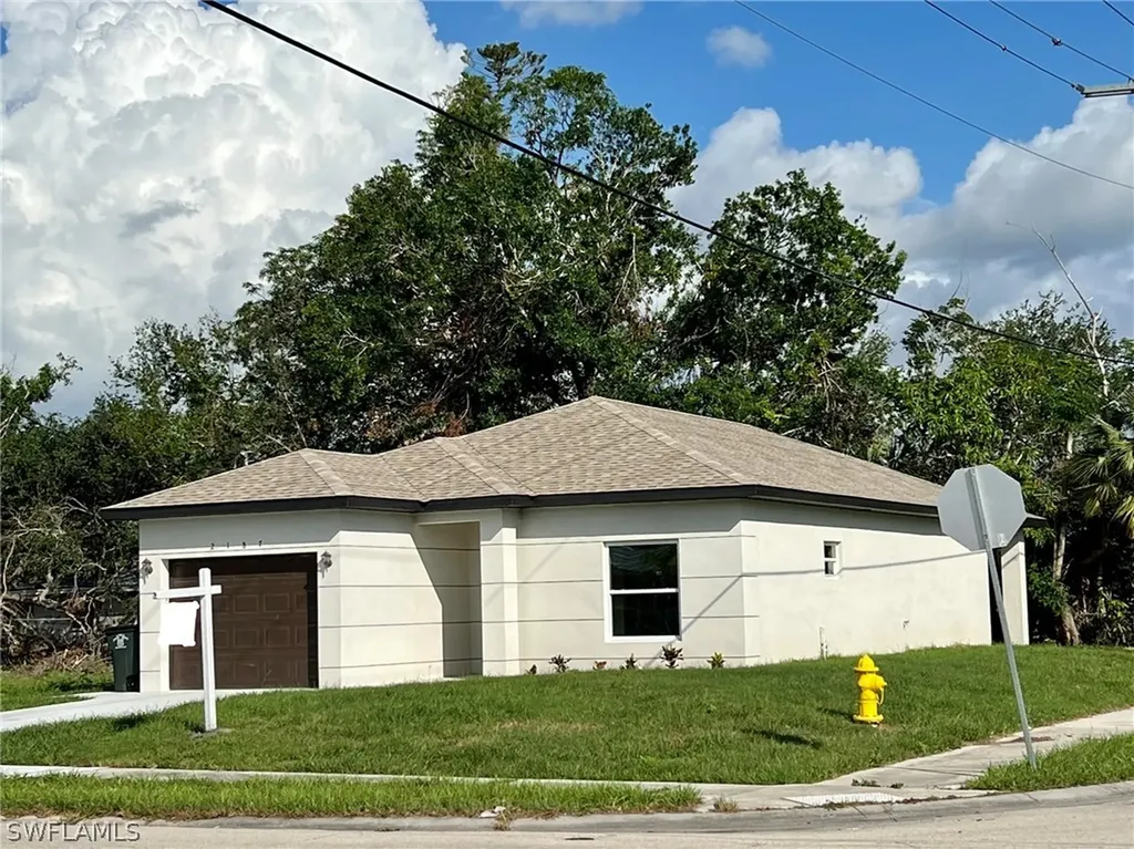 2187 Cranford Avenue Fort Myers FL 33916