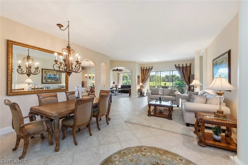 9006 Cascada Way Naples FL 34114