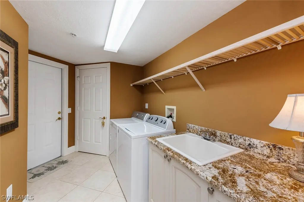 9006 Cascada Way Naples FL 34114