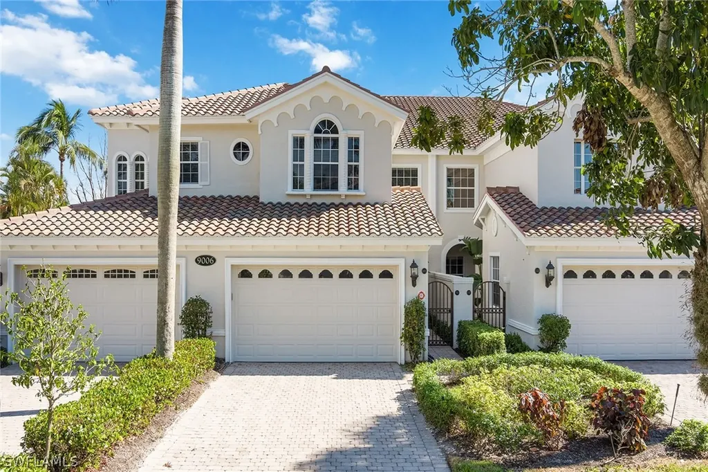 9006 Cascada Way Naples FL 34114