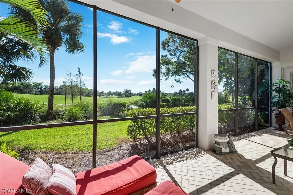 9006 Cascada Way Naples FL 34114
