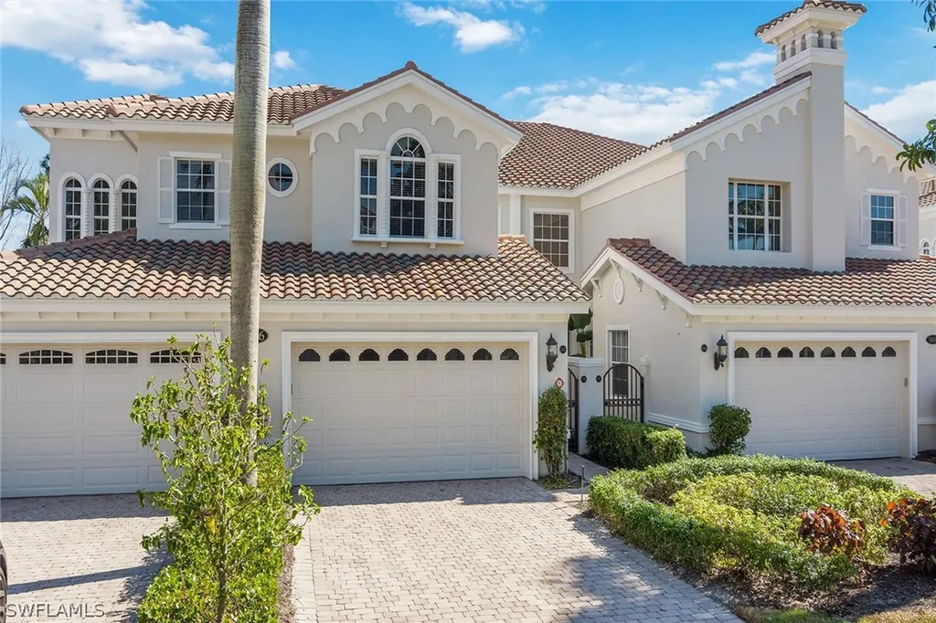 9006 Cascada Way Naples FL 34114