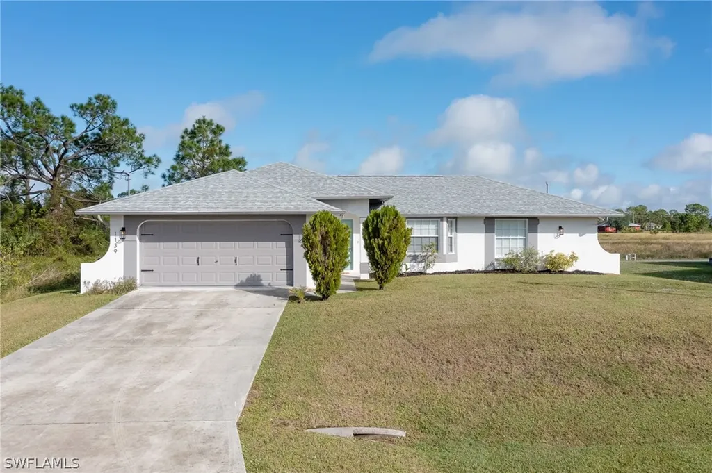 1139 Emory Street E Lehigh Acres FL 33974