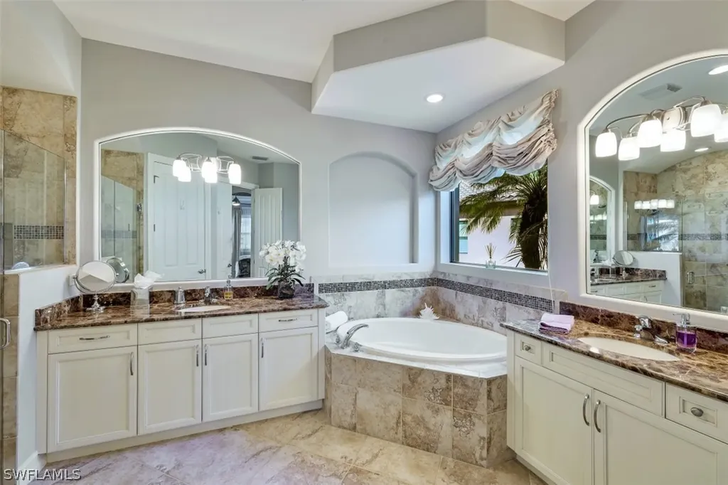 6344 Serano Way Naples FL 34113