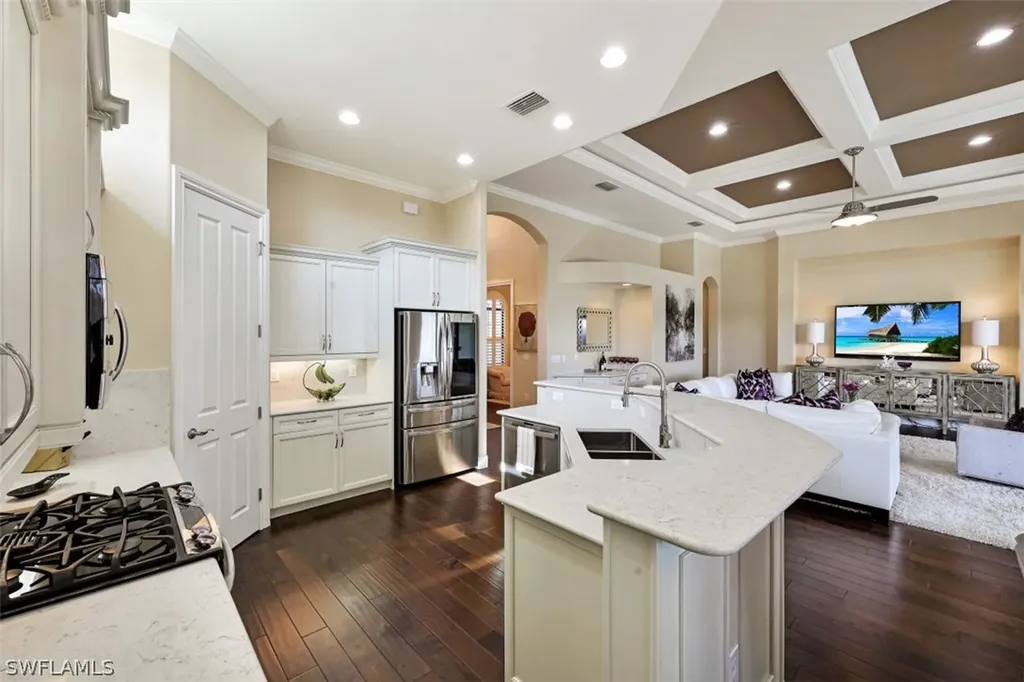 6344 Serano Way Naples FL 34113