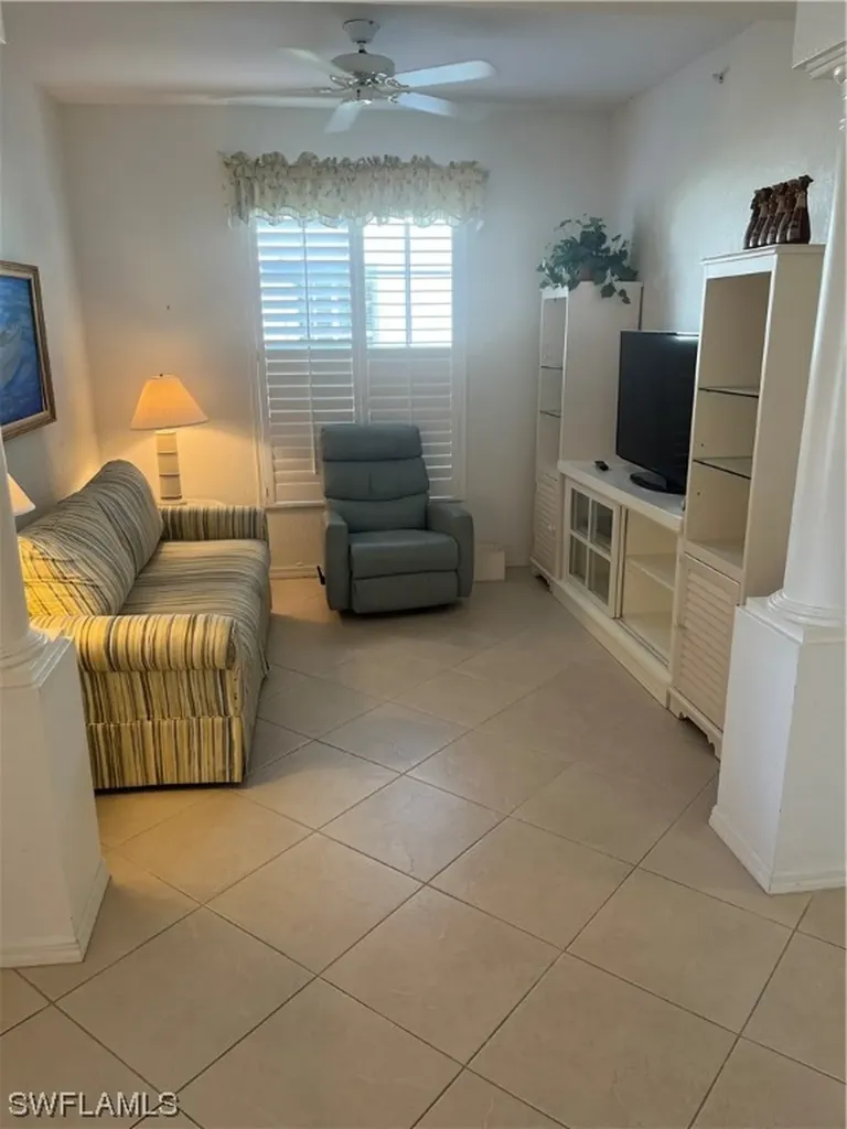 2215 Chesterbrook Court Naples FL 34109