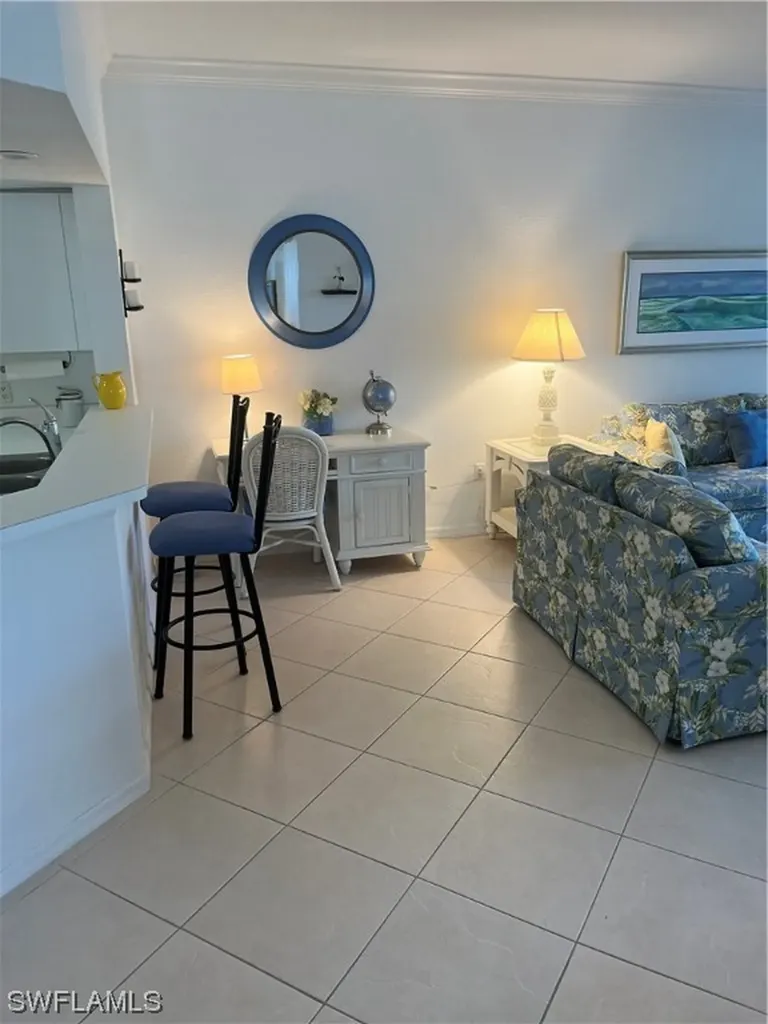 2215 Chesterbrook Court Naples FL 34109