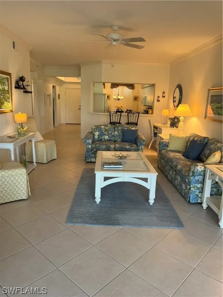 2215 Chesterbrook Court Naples FL 34109