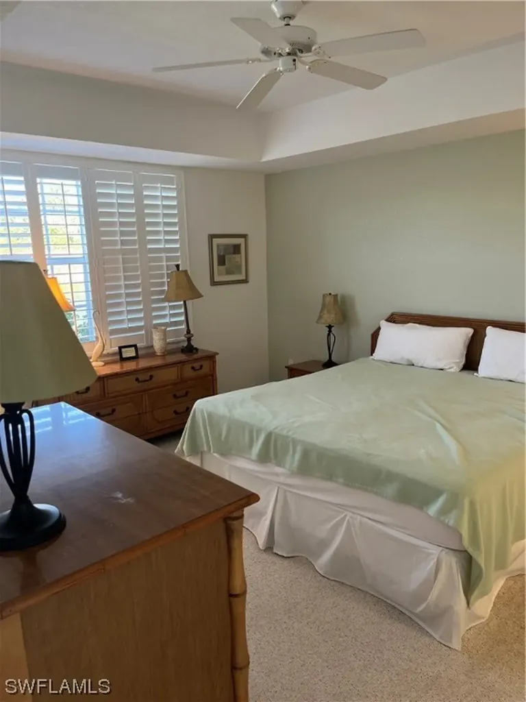 2215 Chesterbrook Court Naples FL 34109