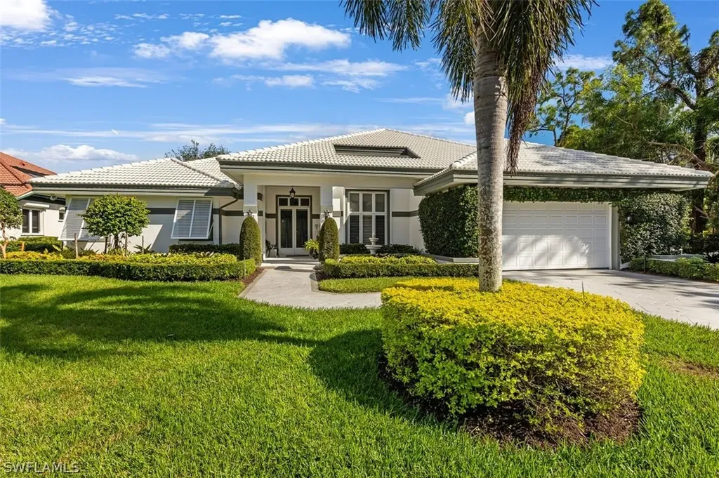 24 Bramblewood Point Naples FL 34105