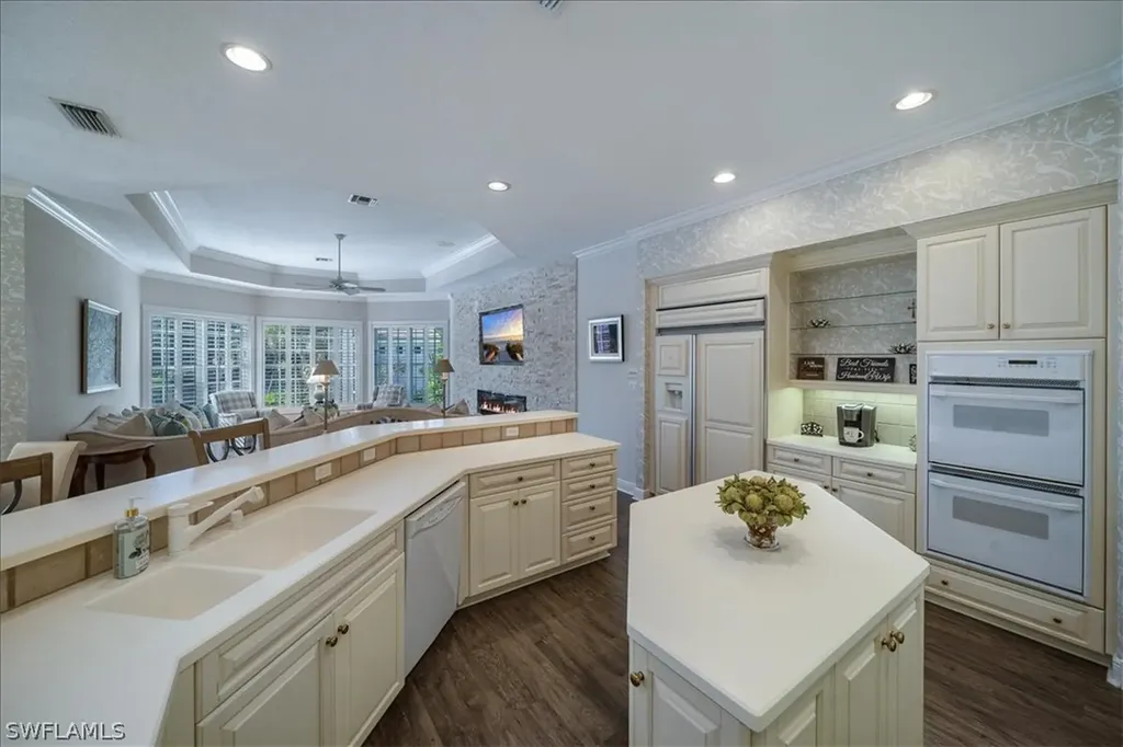 27190 Oak Knoll Drive Bonita Springs FL 34134